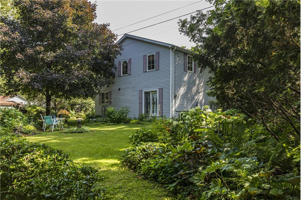 50 Watsons Lane, Dundas