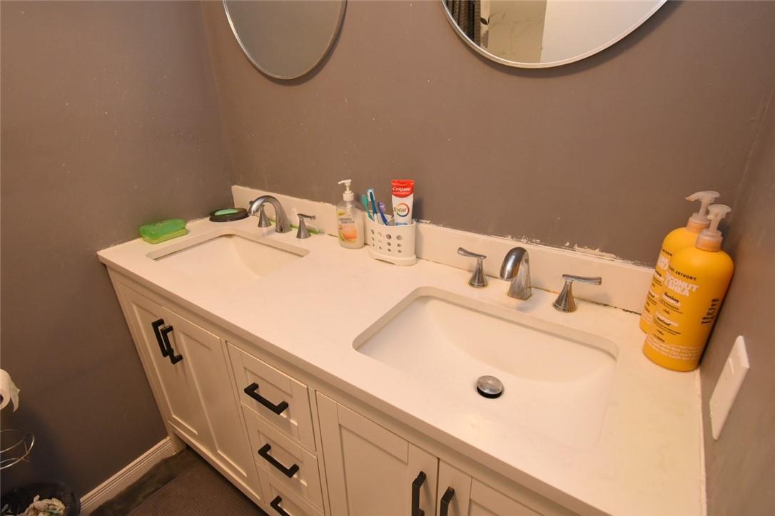 121 University Avenue E|Unit #2