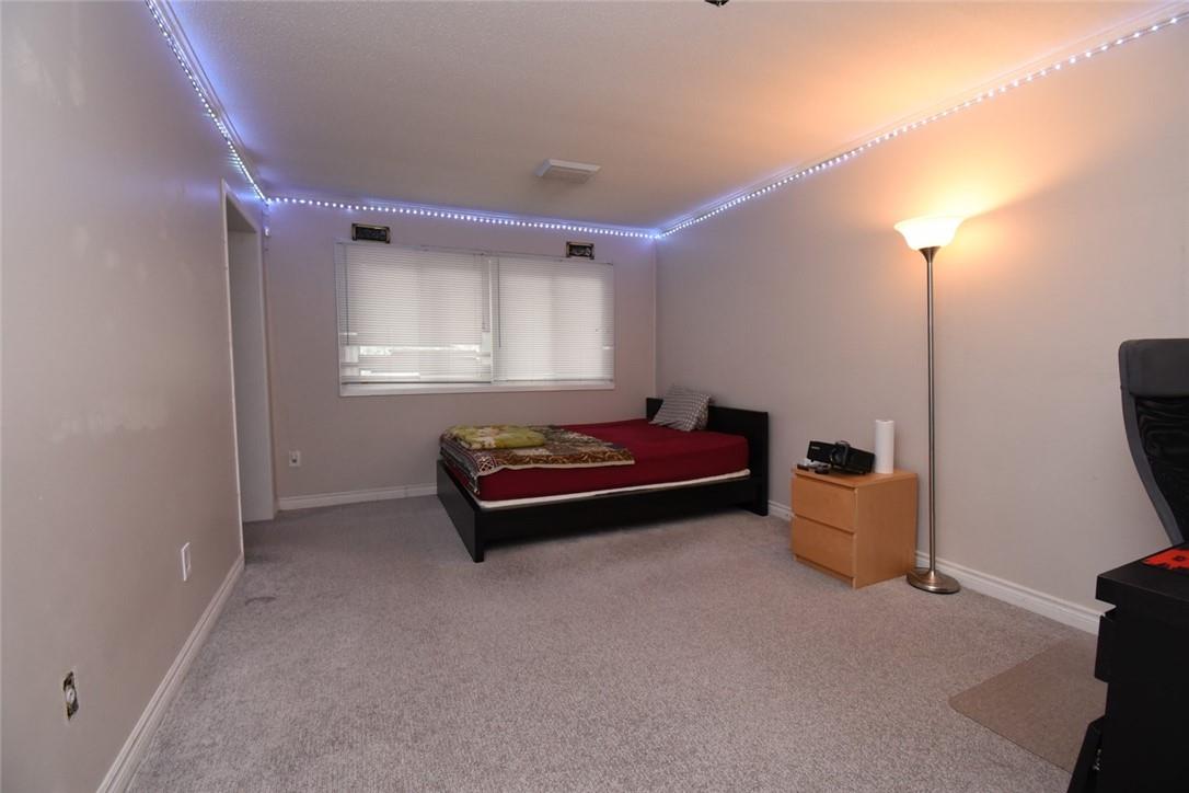 121 University Avenue E|Unit #2