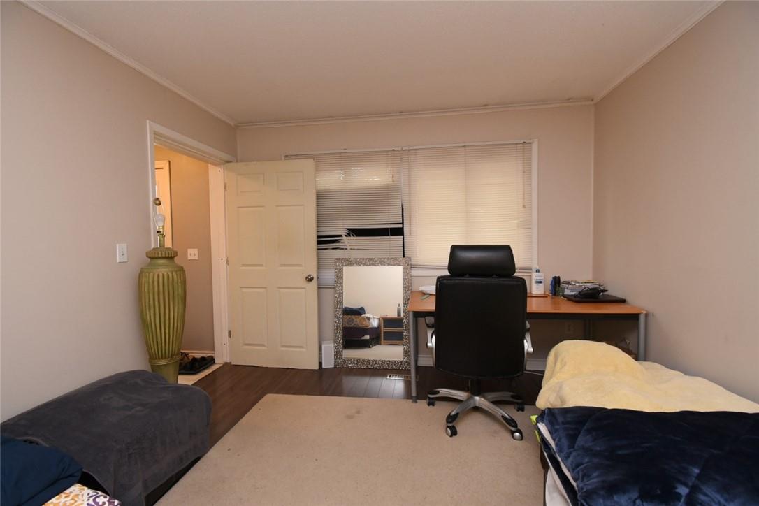 121 University Avenue E|Unit #2