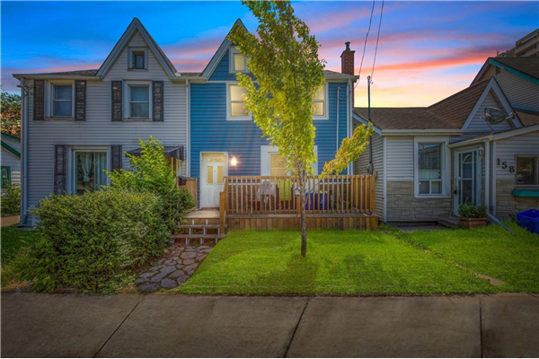 160 Sanford Avenue N, Hamilton
