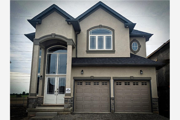 135 Rockledge Drive, Hamilton
