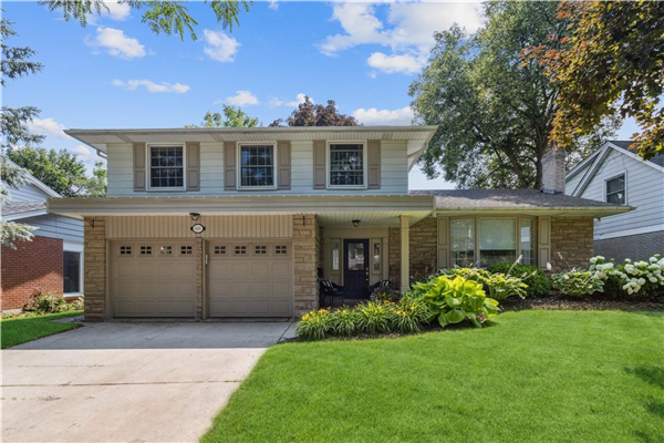 4231 DUNVEGAN Road, Burlington