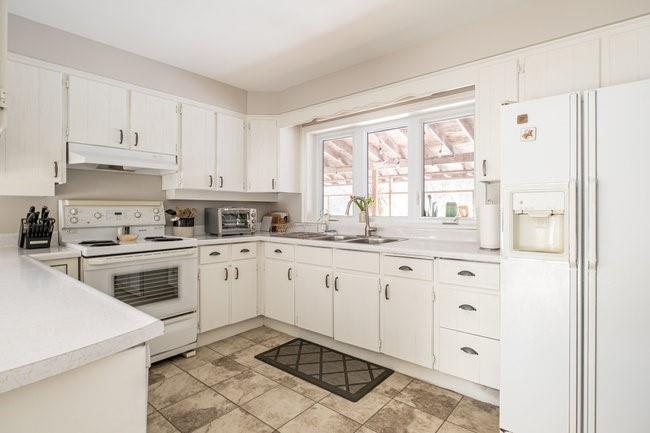 1376 MINERAL SPRINGS Road