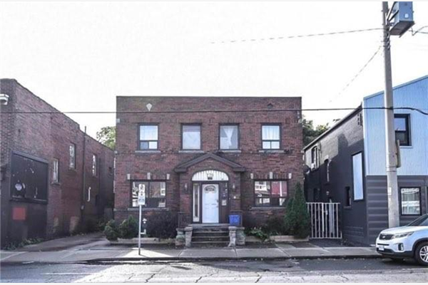 770 BARTON Street E, Hamilton
