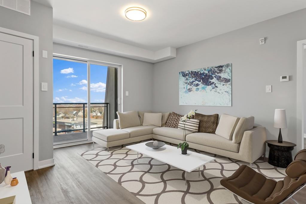 5002 King Street|Unit #309