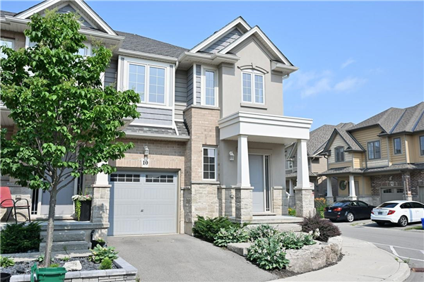 10 BEAU CHATEL Lane, Grimsby