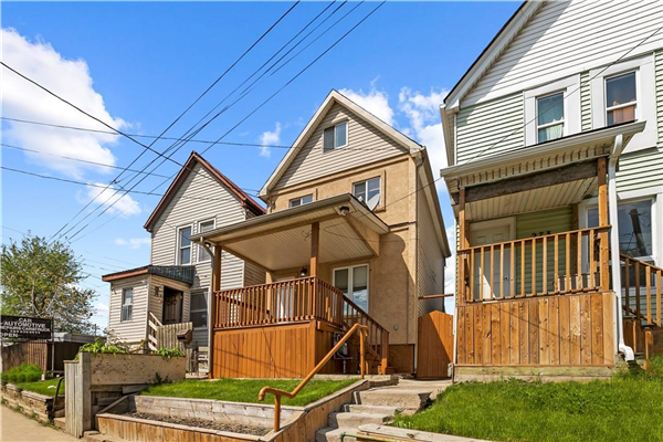 271 BEACH Road, Hamilton