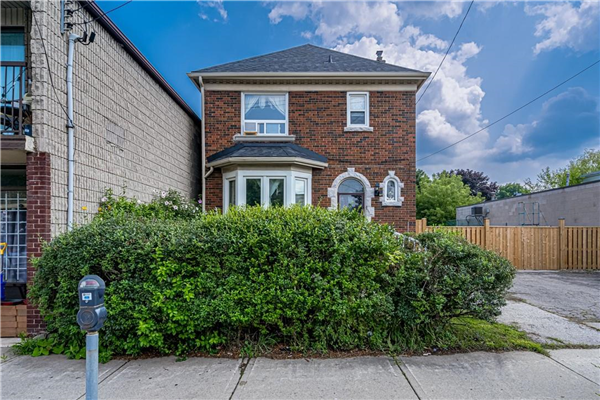 100 Kenilworth Avenue N, Hamilton