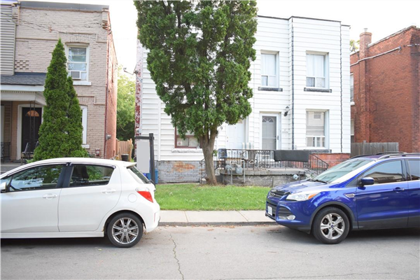 9 MADISON Avenue, Hamilton