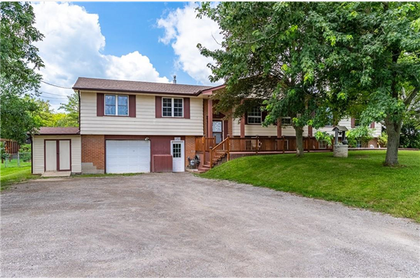 5090 Blackheath Road, Glanbrook