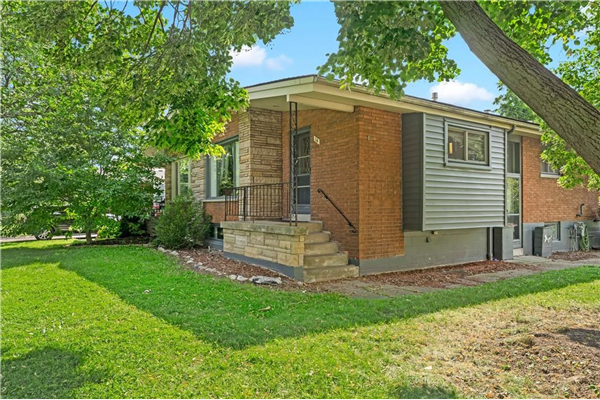14 Blackthorne Avenue, Hamilton