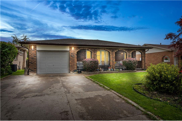 724 Clare Avenue, Welland