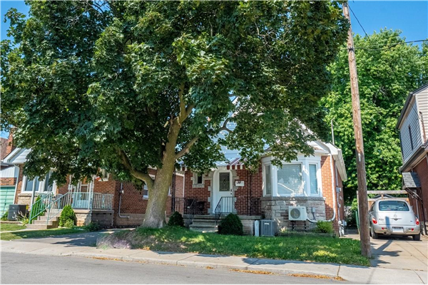 38 Cameron Avenue S|Unit #Main, Hamilton