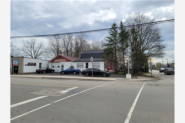 3155 Homestead Drive, Hamilton