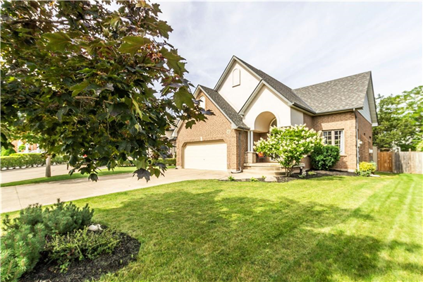 42 Tuscani Drive, Hamilton