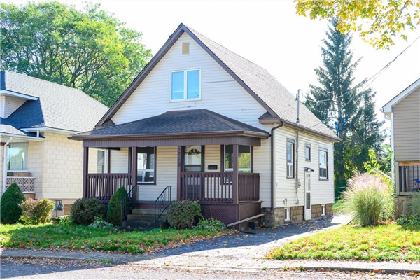 5768 Summer Street, Niagara Falls