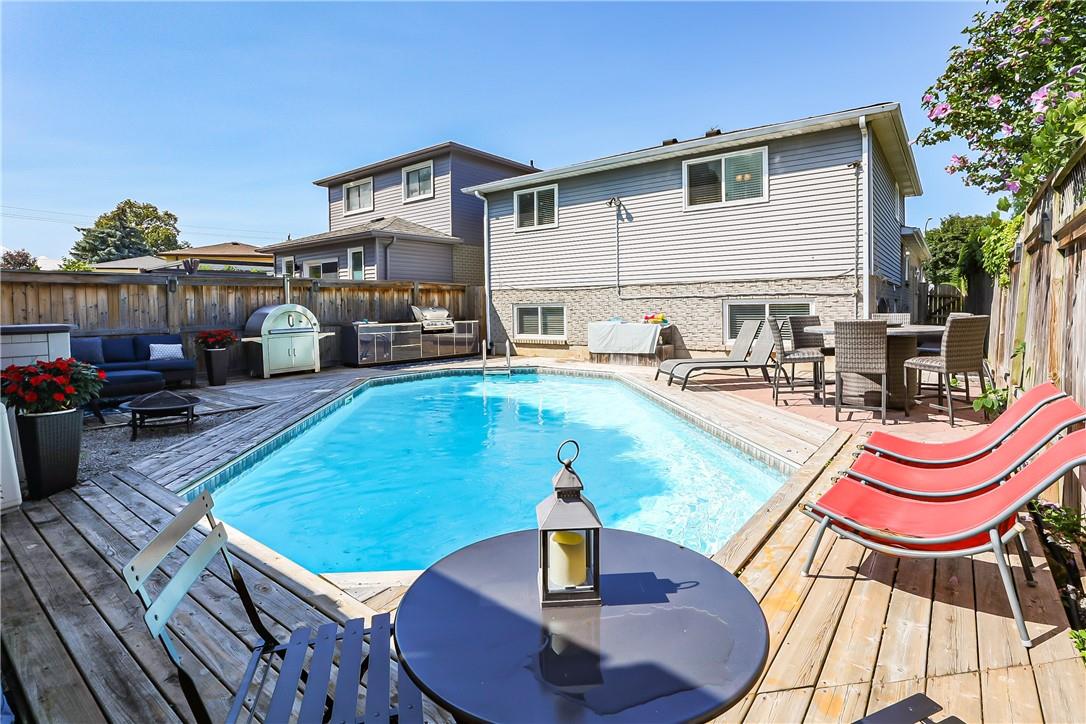 104 SANDRA Crescent