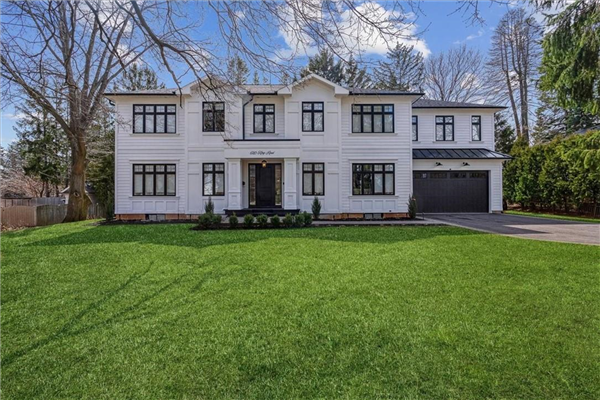 620 KING Road, Burlington