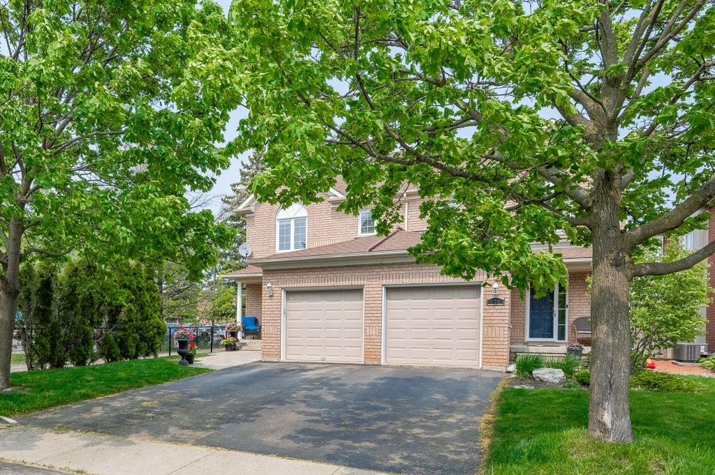 101 HARNESWORTH Crescent