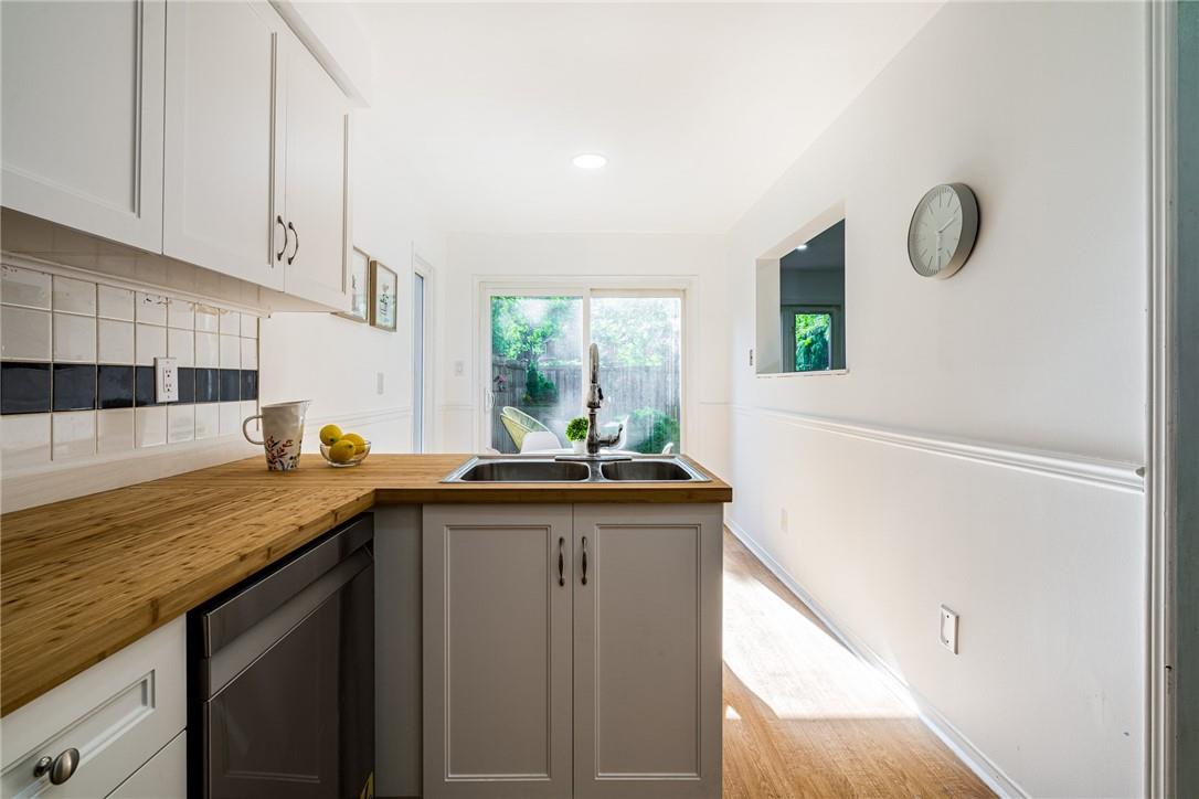 2 HUNTINGWOOD Avenue|Unit #24