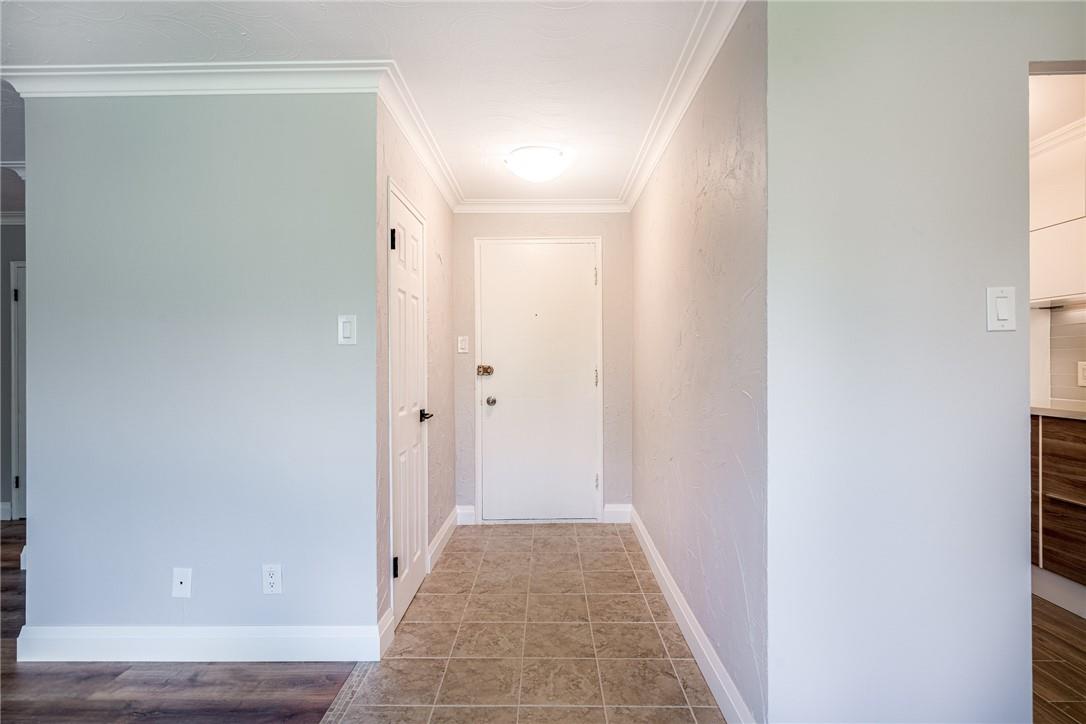 2052 Courtland Drive|Unit #403