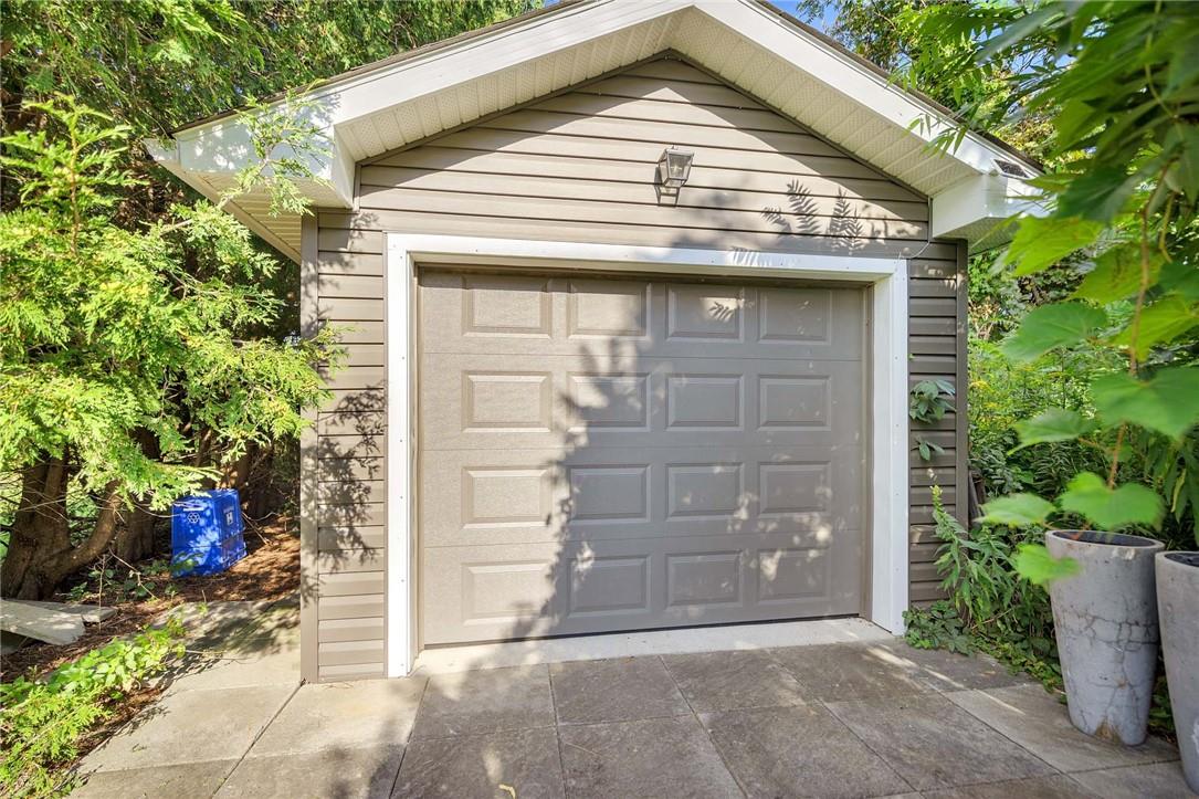 22 SPENCERCREEK Drive