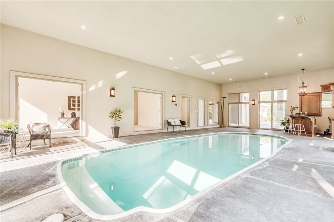 22 SPENCERCREEK Drive