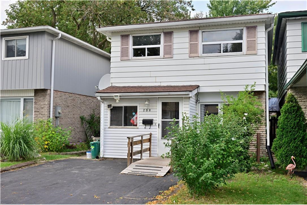 290 Linden Drive, Cambridge