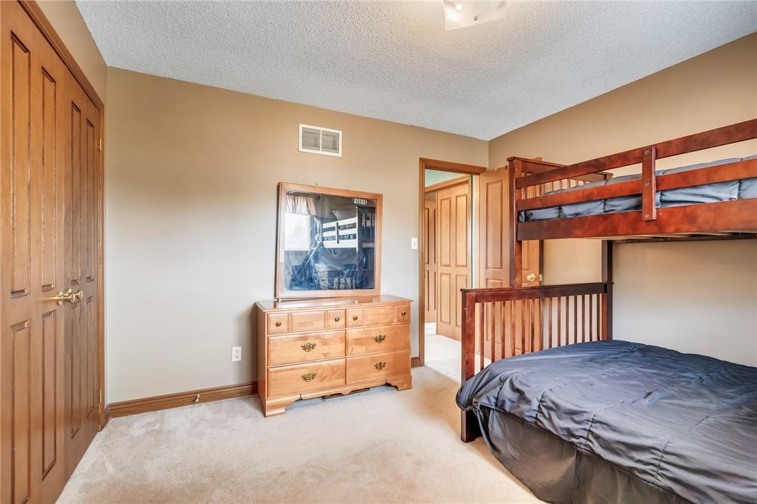 9 SUGARBERRY Court
