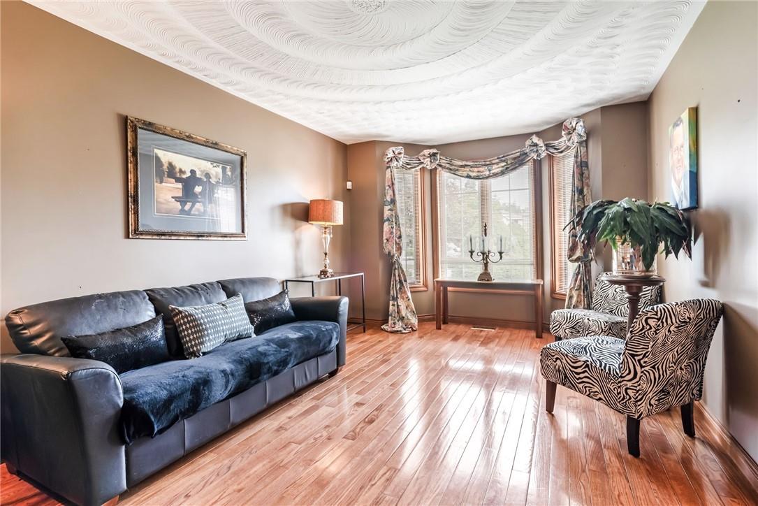 9 SUGARBERRY Court