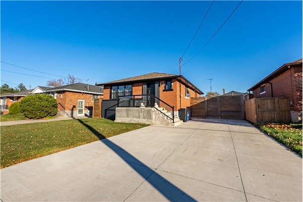 75 WINCHESTER Boulevard, Hamilton