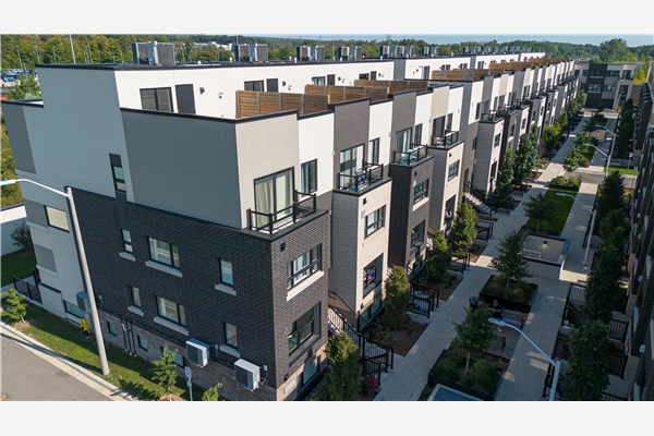 1135 COOKE Boulevard|Unit #112, Burlington