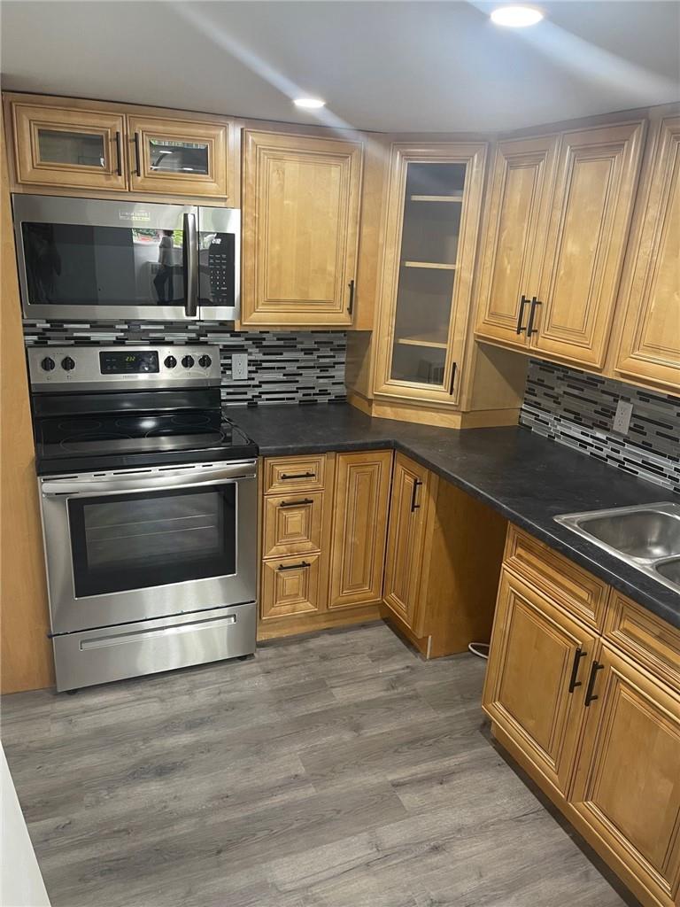 2 GRANT Boulevard|Unit #22