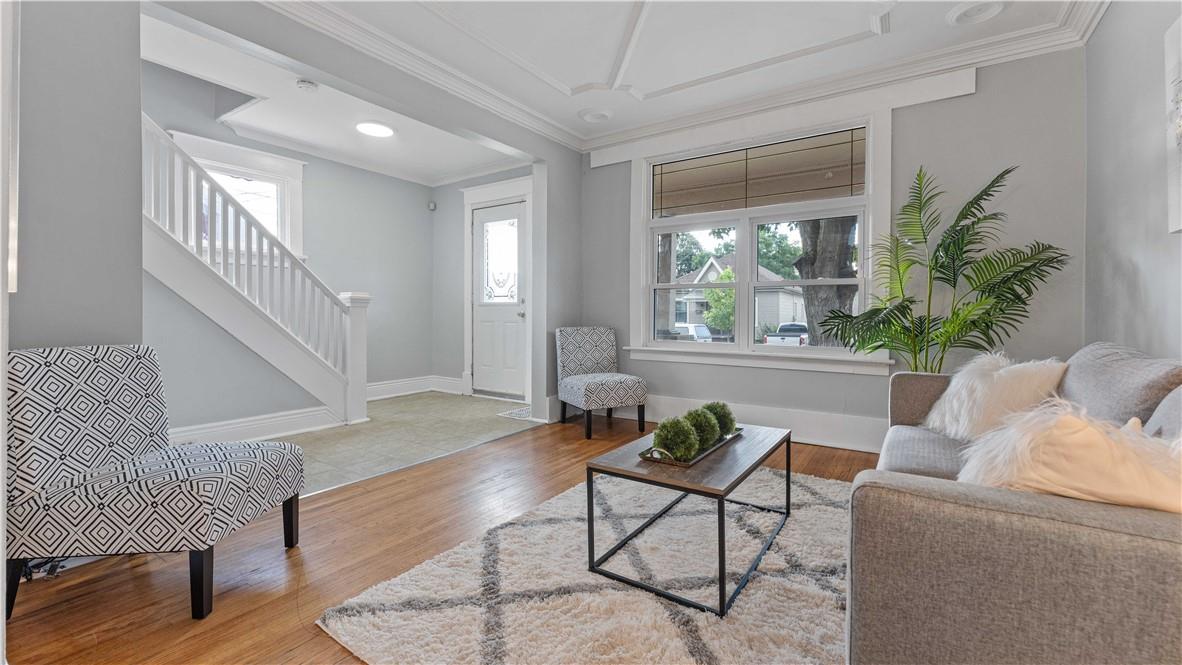 284 MARLBOROUGH Street