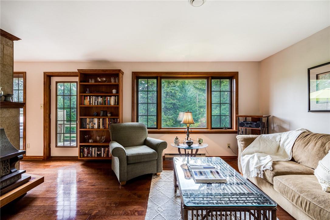 120 MOHAWK Road