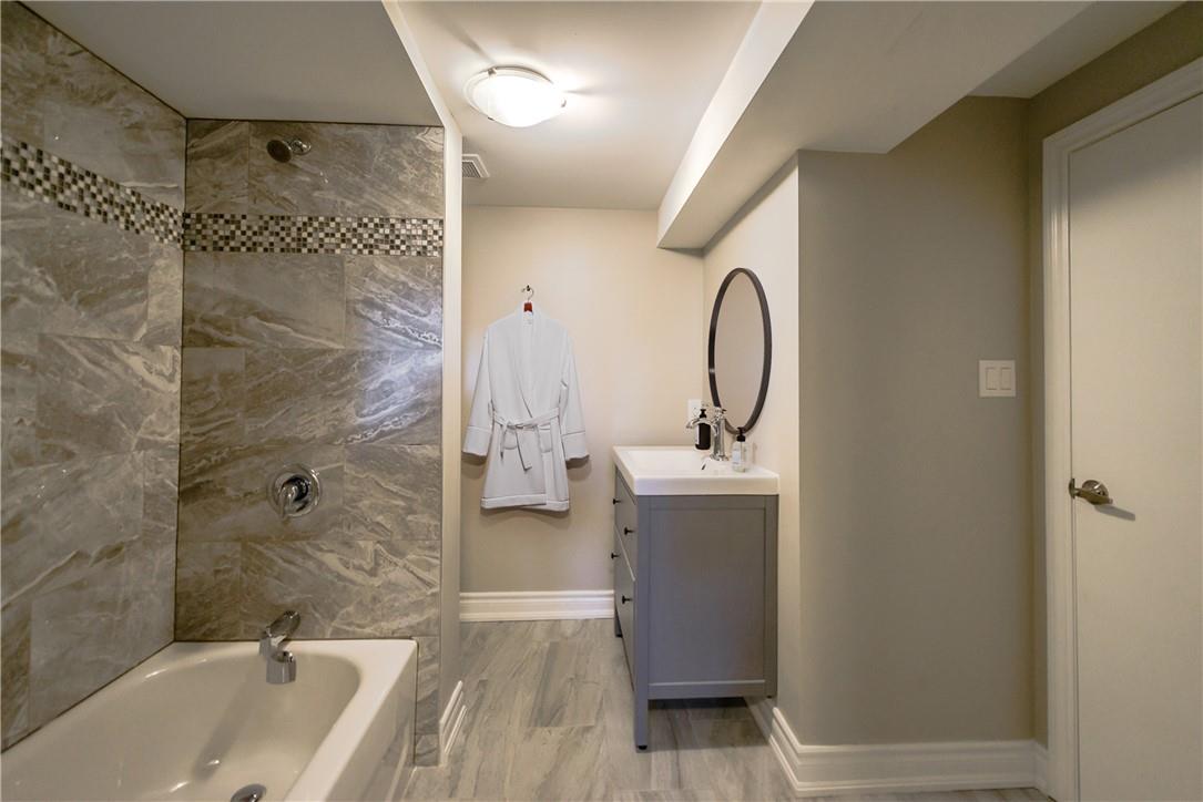 24 Walker Avenue|Unit #Lower