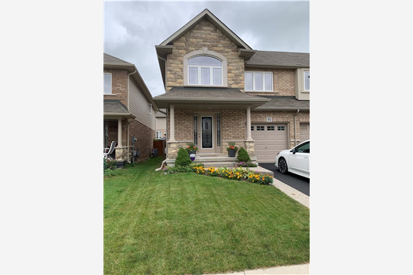 95 Celestial Crescent, Hamilton