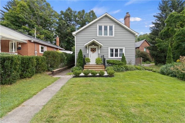 71 CREIGHTON Road, Dundas
