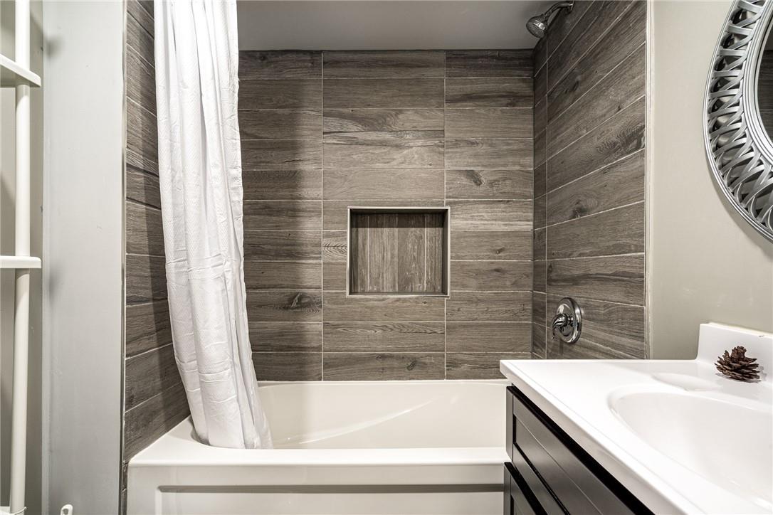 Listing H4174361 - Large Photo # 35