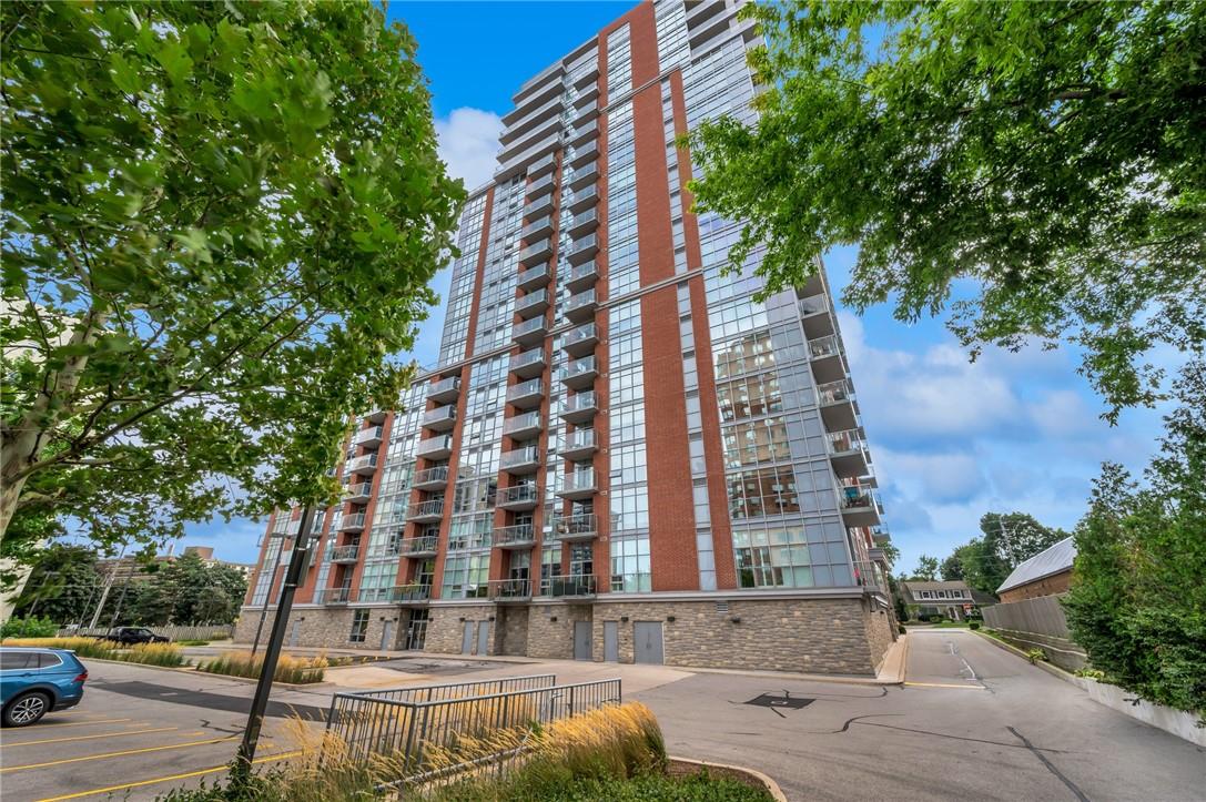 551 Maple Avenue|Unit #1305