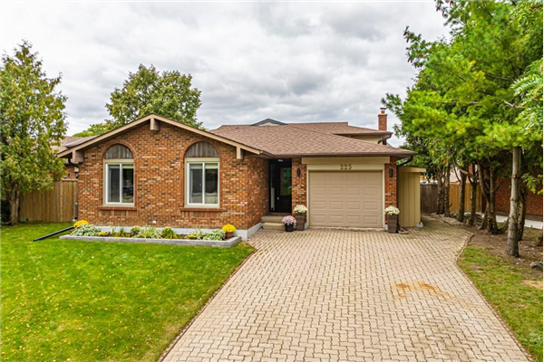 225 ATHENIA Drive, Stoney Creek