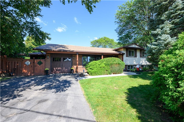 1009 MARLEY Crescent, Burlington