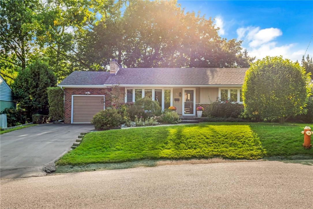 980 Glen Acres Court