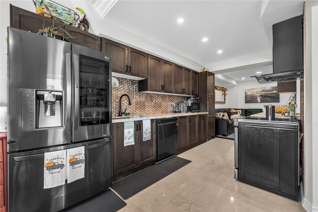 139 EDGEWATER Drive