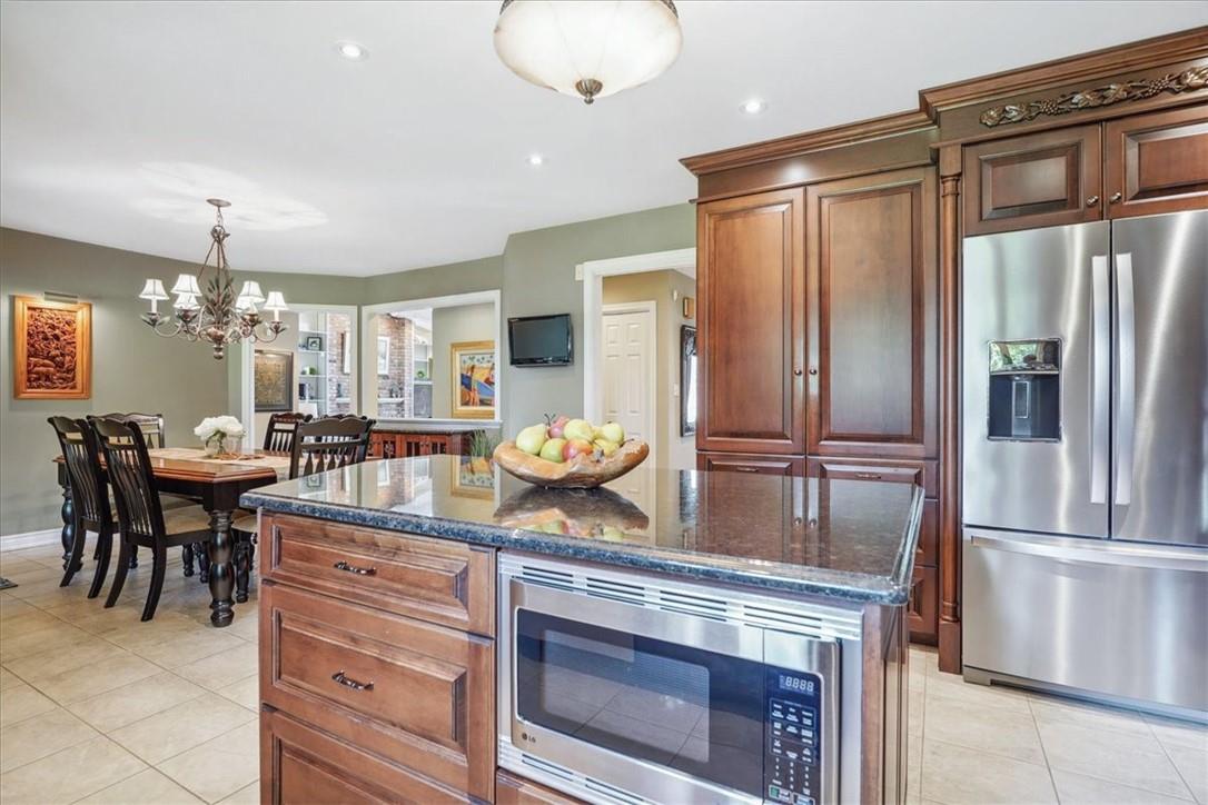8 Lochside Drive