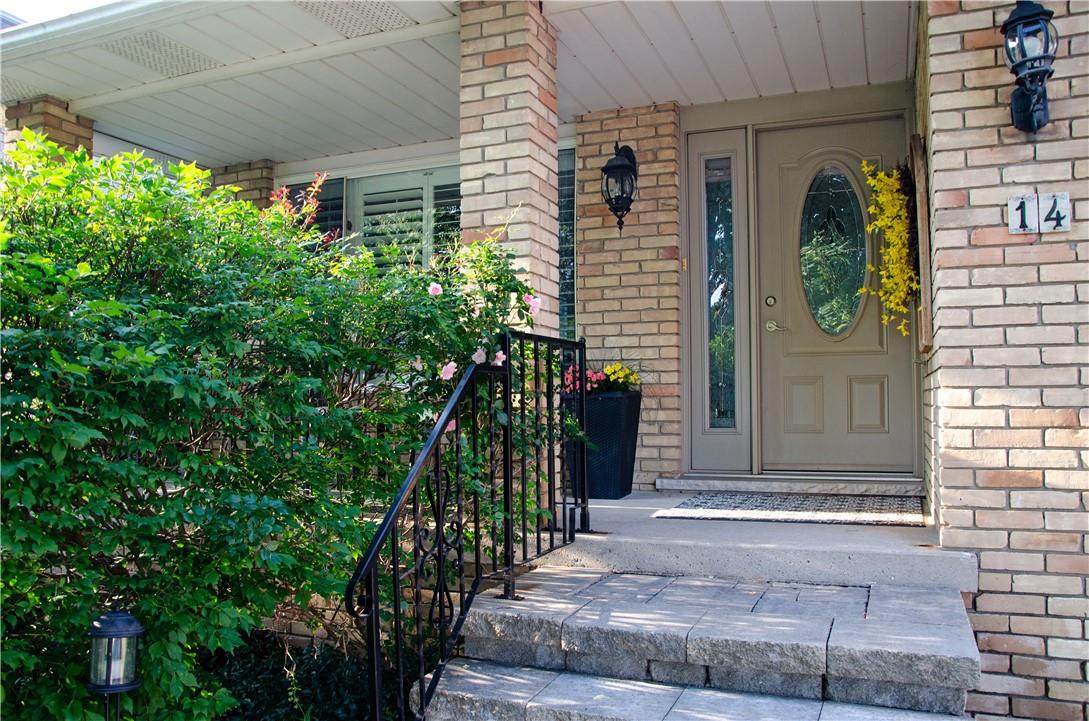 14 VISTA Court