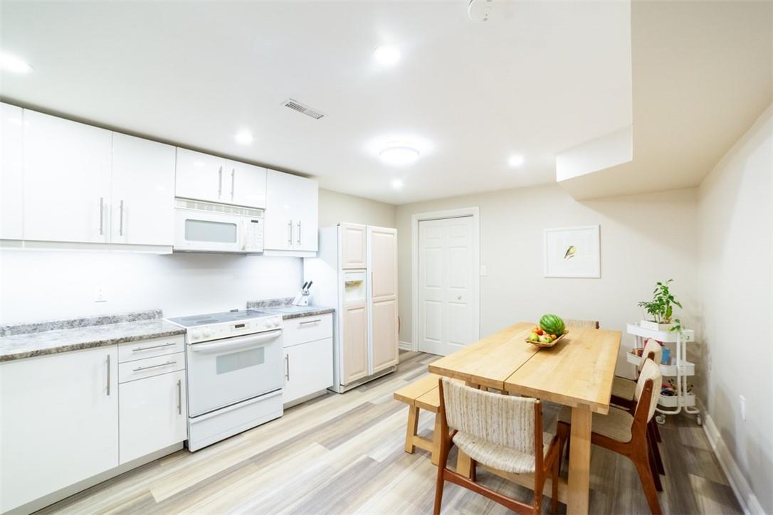 14 Sunnyside Avenue