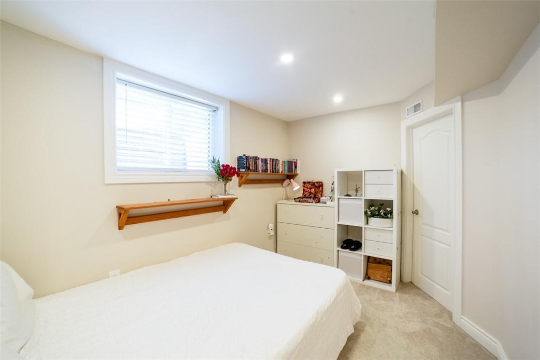 14 Sunnyside Avenue