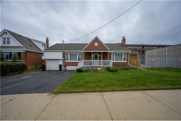 255 PARKDALE Avenue S, Hamilton
